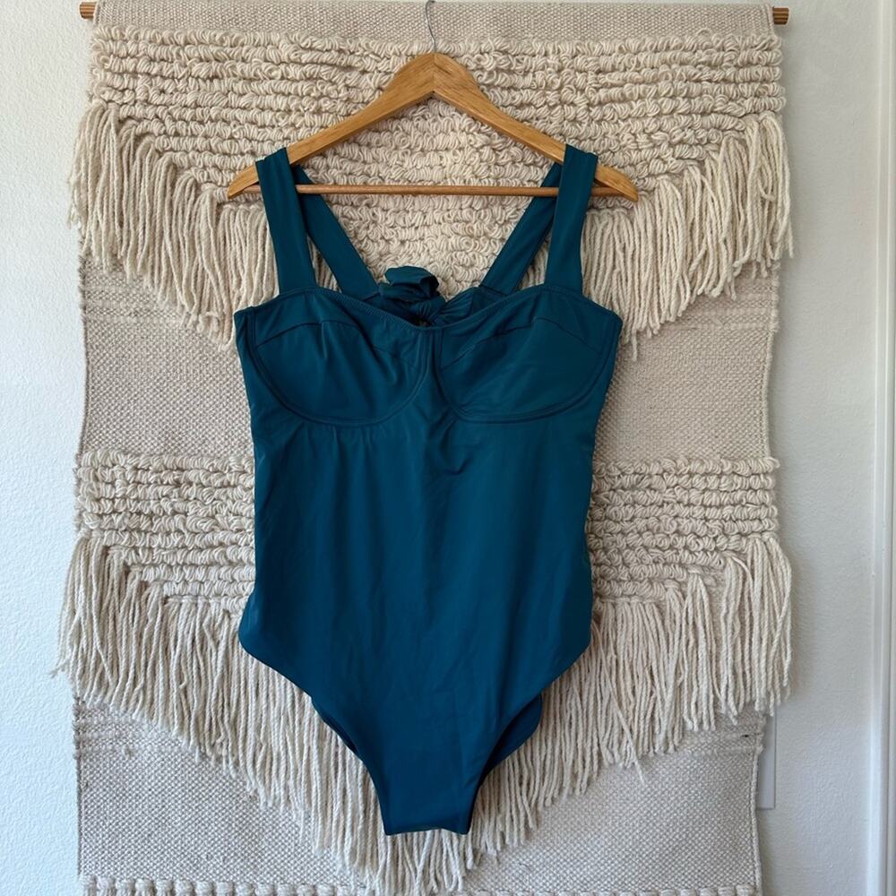 NWT: Knix Balcony Cup One Piece Bathing Suit